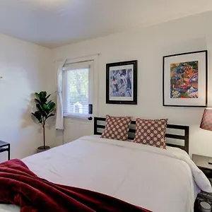 http://gated-cottage-near-overton.memphishotelsnow.com